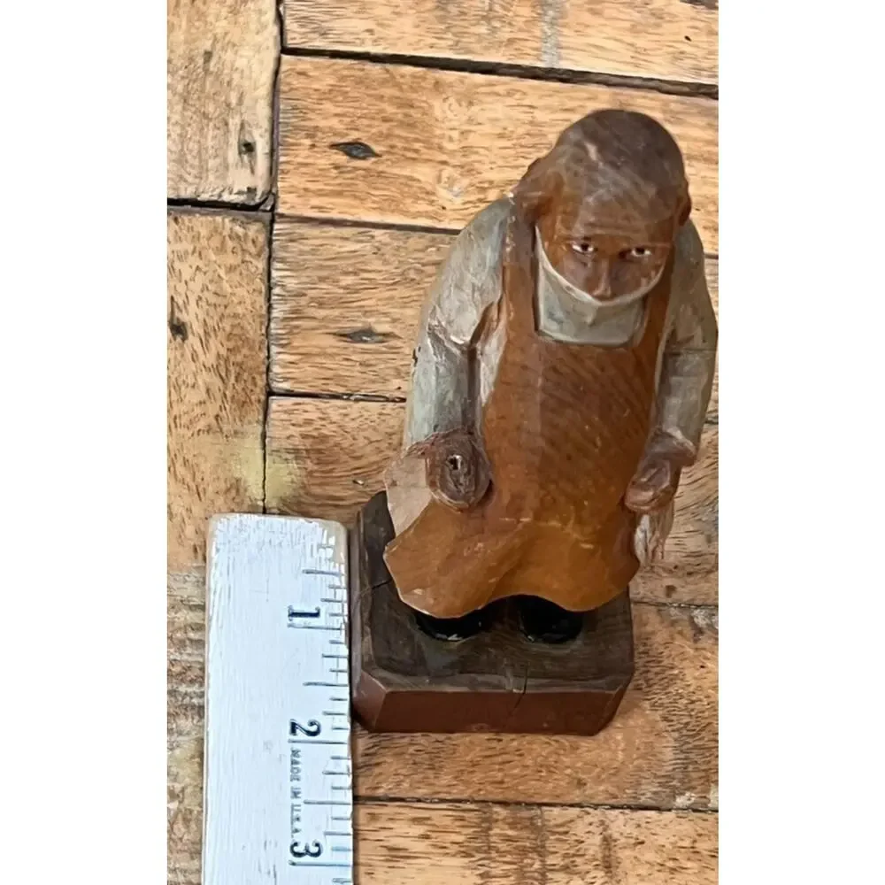 2 Vintage P. Maeder Lucerne Hand Carved Wood Figurines Switzerland